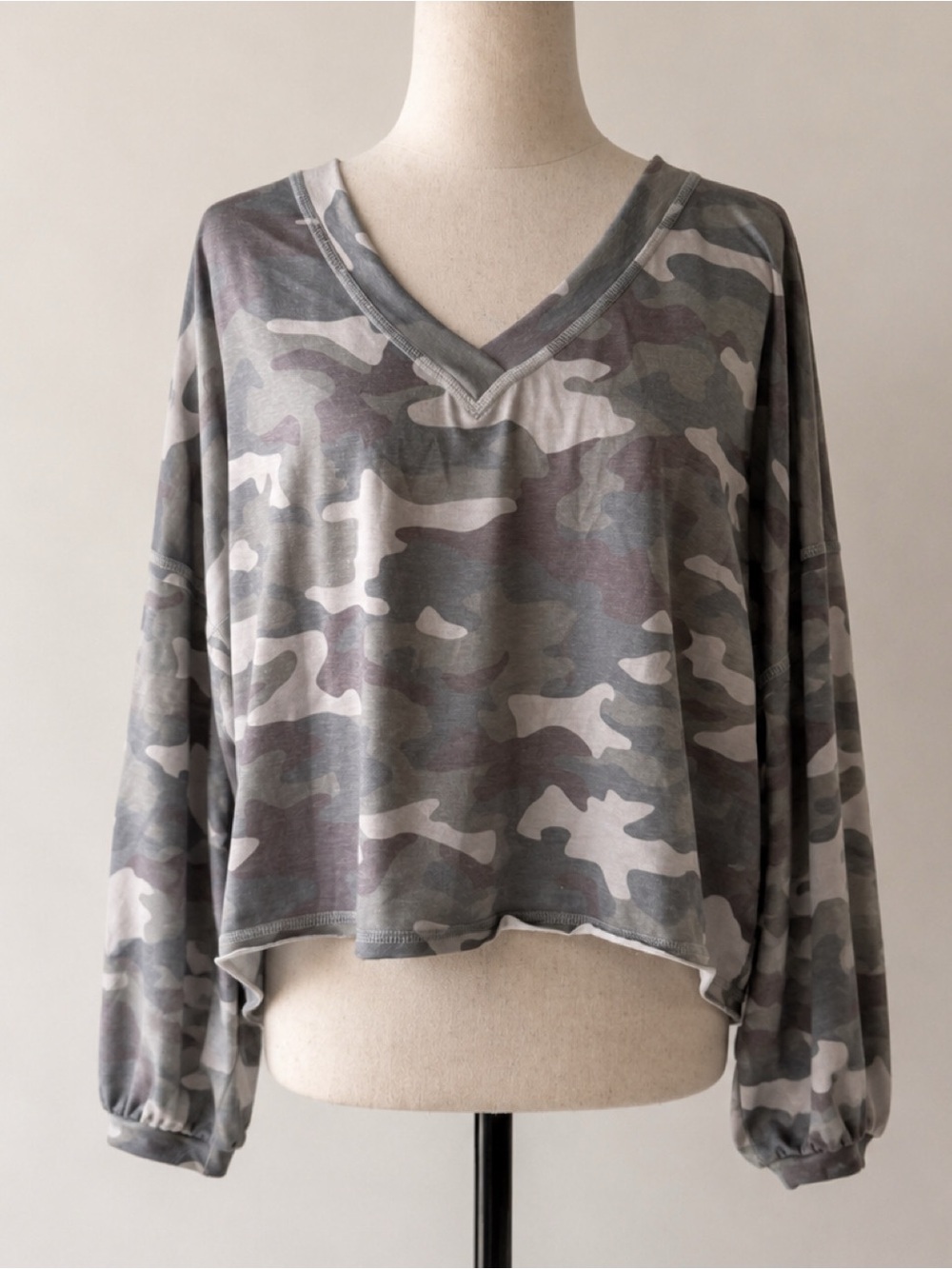Camo V-Neck Long Sleeve Top - Gray